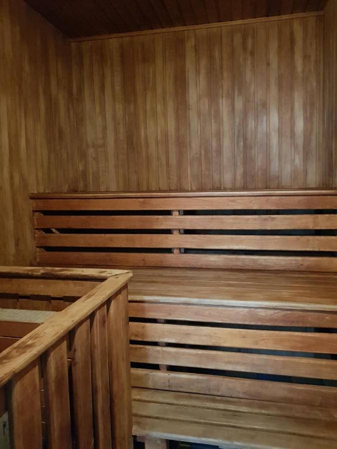 Дом Для Души С Бассейном Целиком Hotel Vinnitsja Eksteriør billede